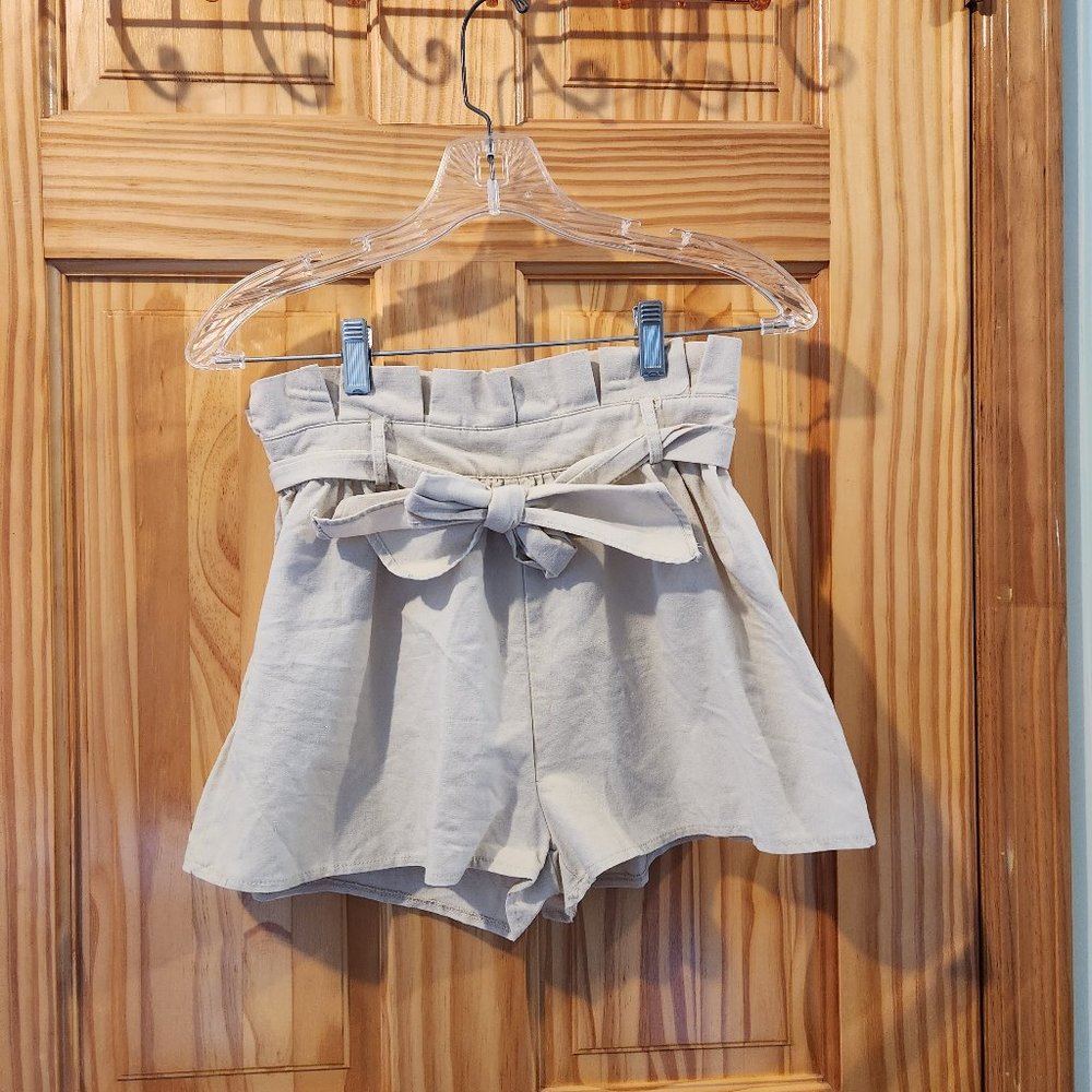 Paperbag Style Shorts with Waist Tie